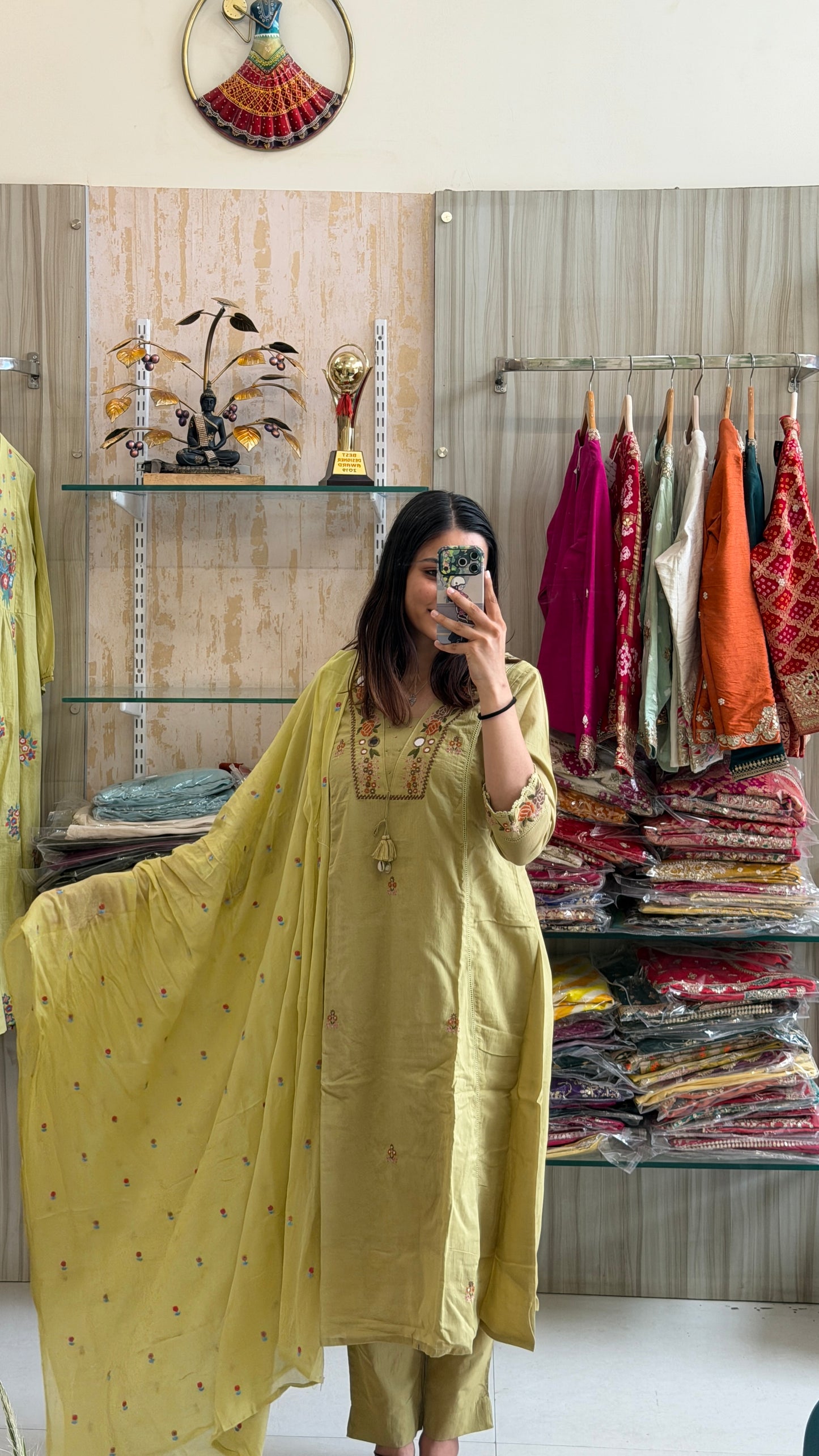 A cotton suit set that brings effortless elegance to your everyday wardrobe.