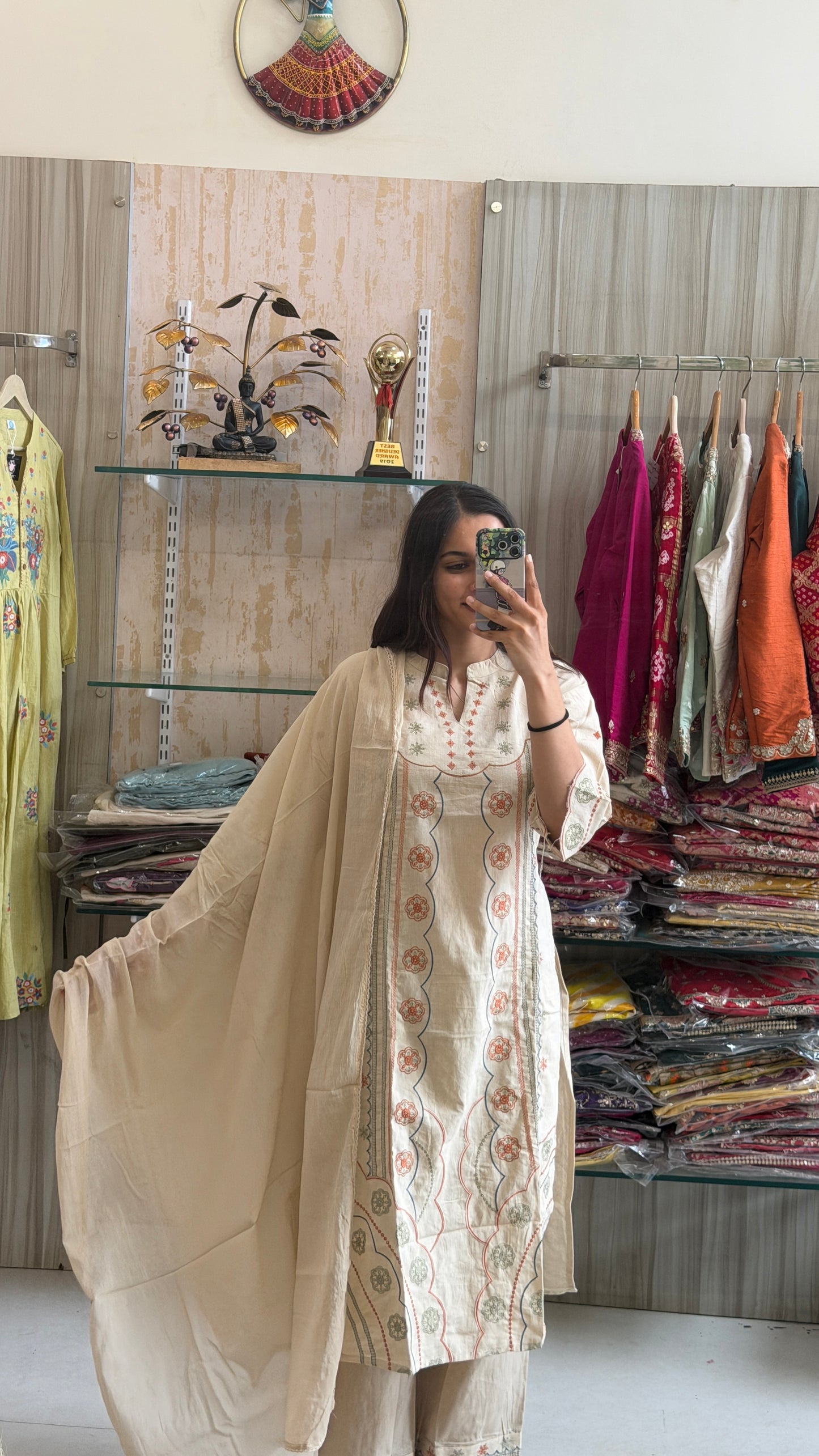 Beige Cotton Suit Set brings together graceful prints, breathable comfort, and timeless charm. ✨