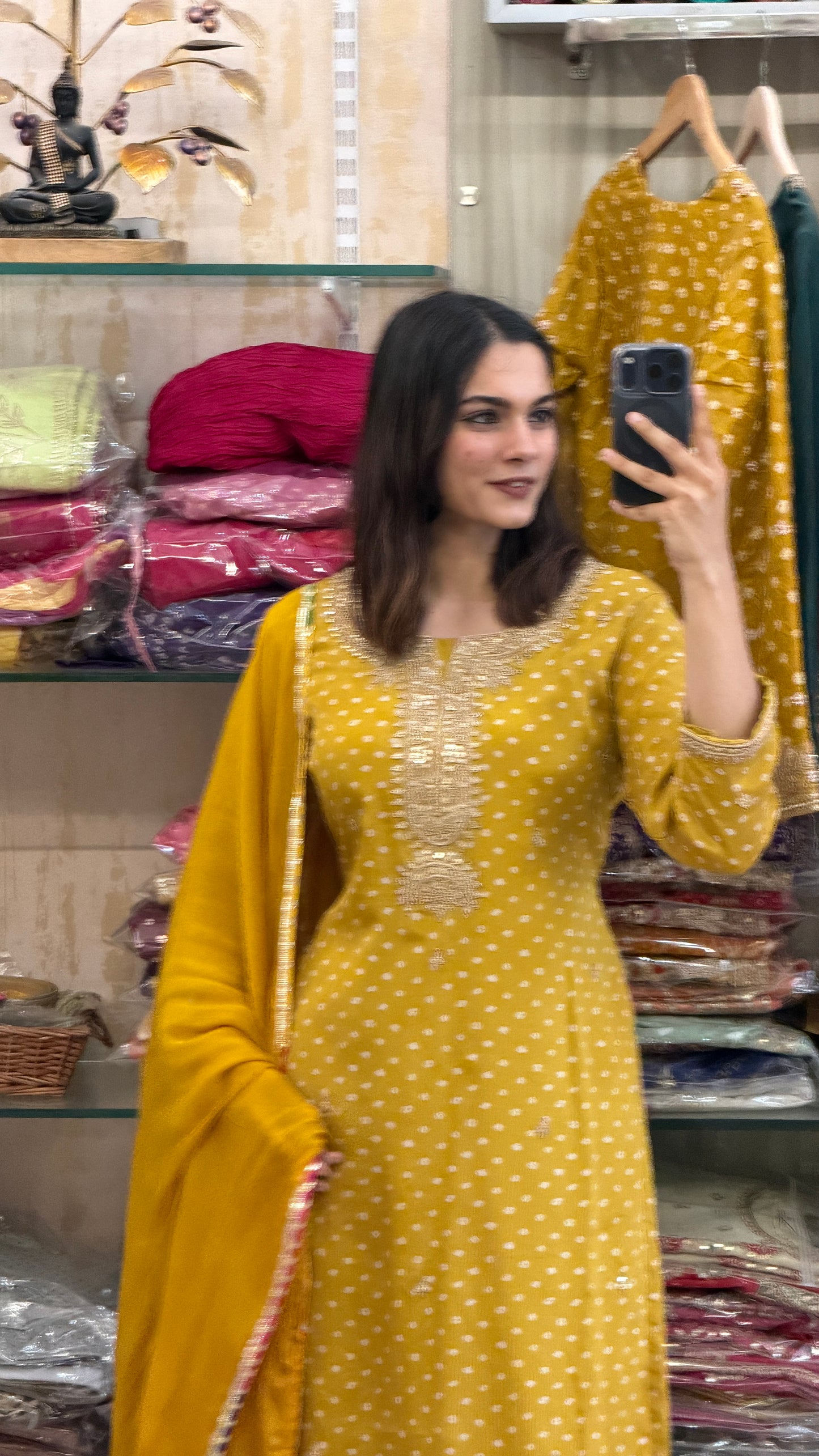 Mustard Bandej suit set
