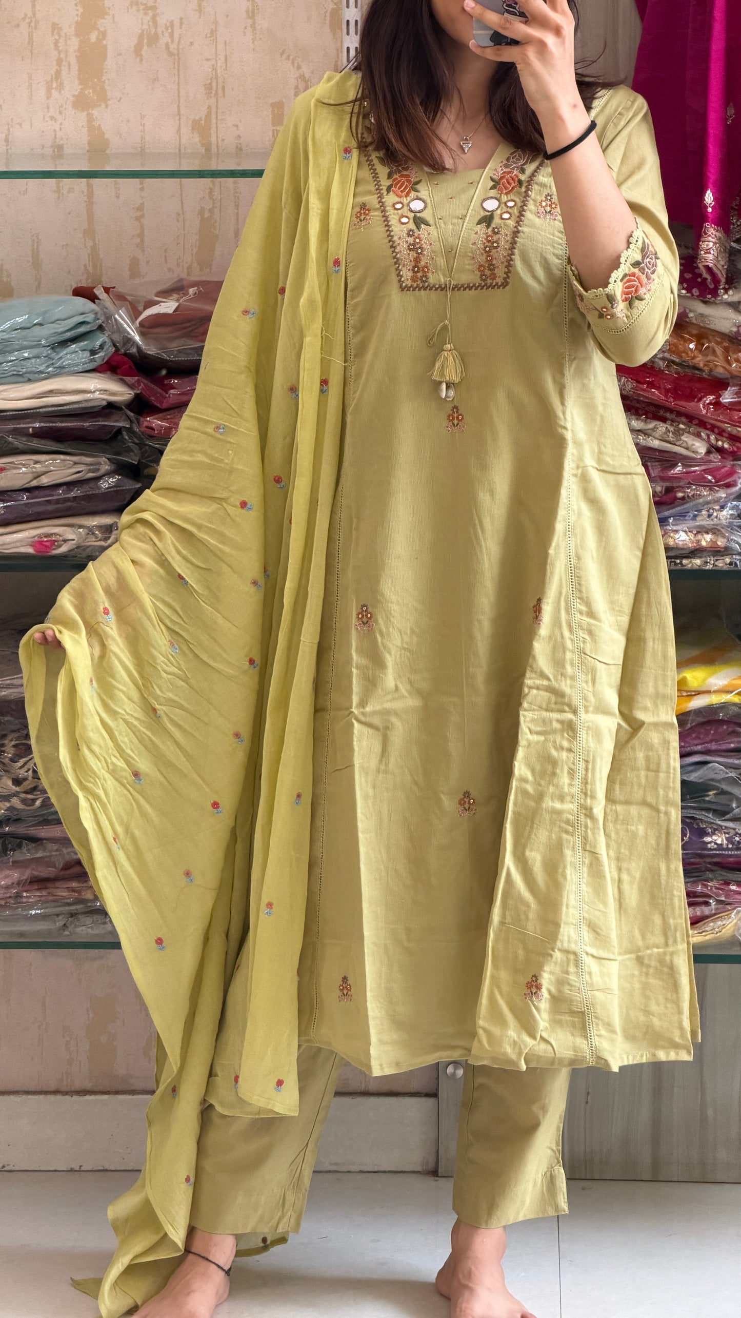 A cotton suit set that brings effortless elegance to your everyday wardrobe.