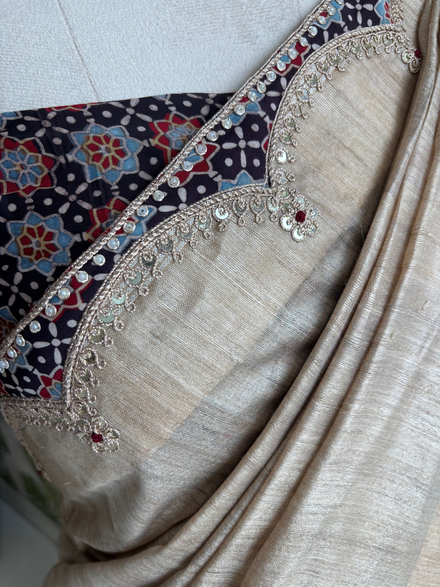 Where timeless Tusser Silk meets the artistry of Ajrakh — elegance redefined.