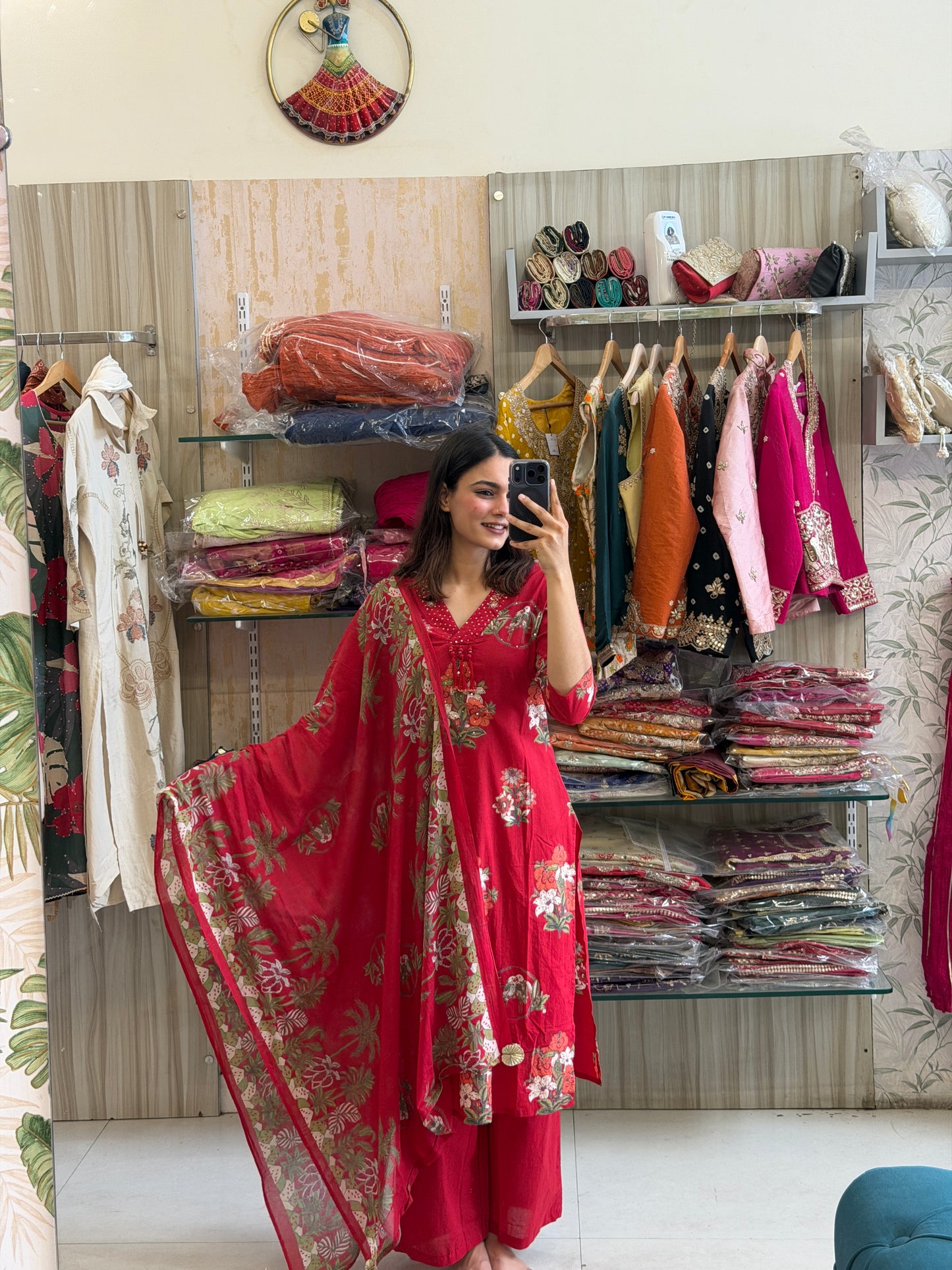 Blooming in red, with effortless elegance 🌹
