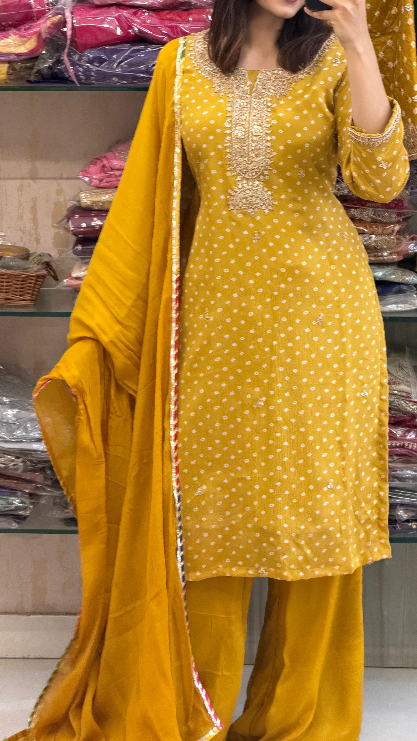 Mustard Bandej suit set