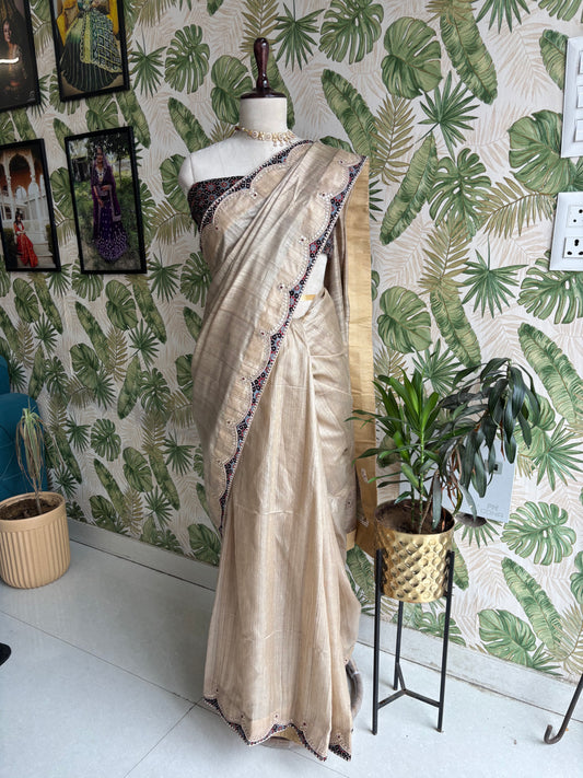 Where timeless Tusser Silk meets the artistry of Ajrakh — elegance redefined.