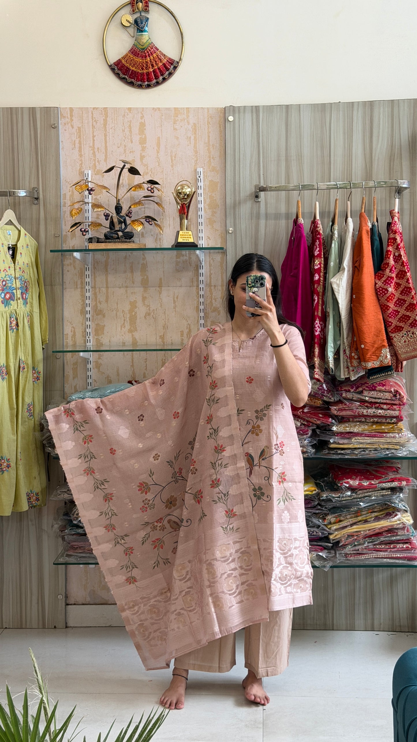 Where delicate florals meet effortless sophistication.