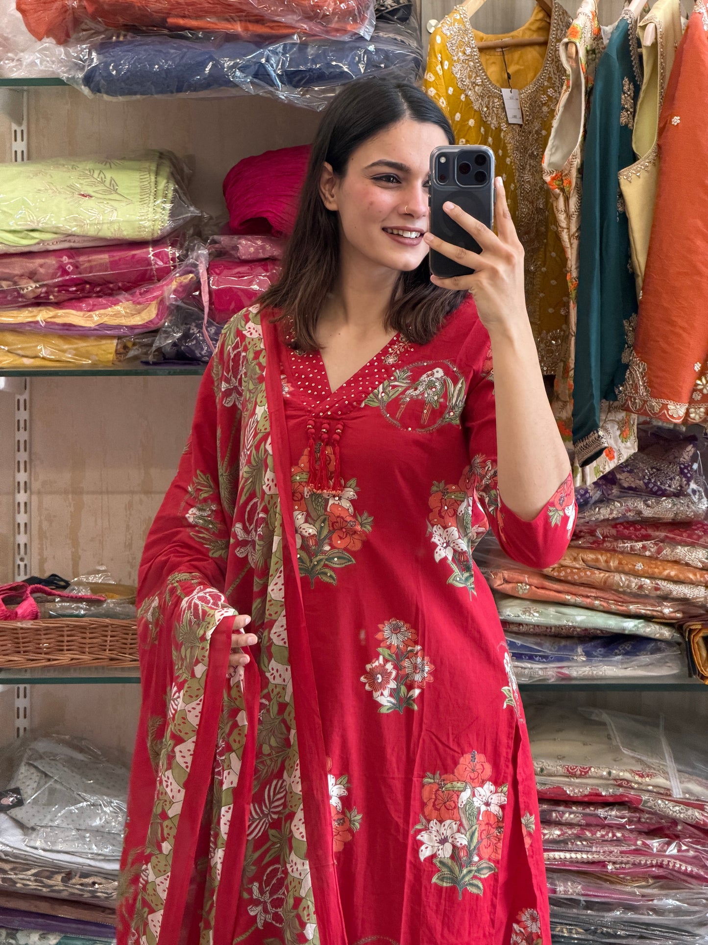 Blooming in red, with effortless elegance 🌹