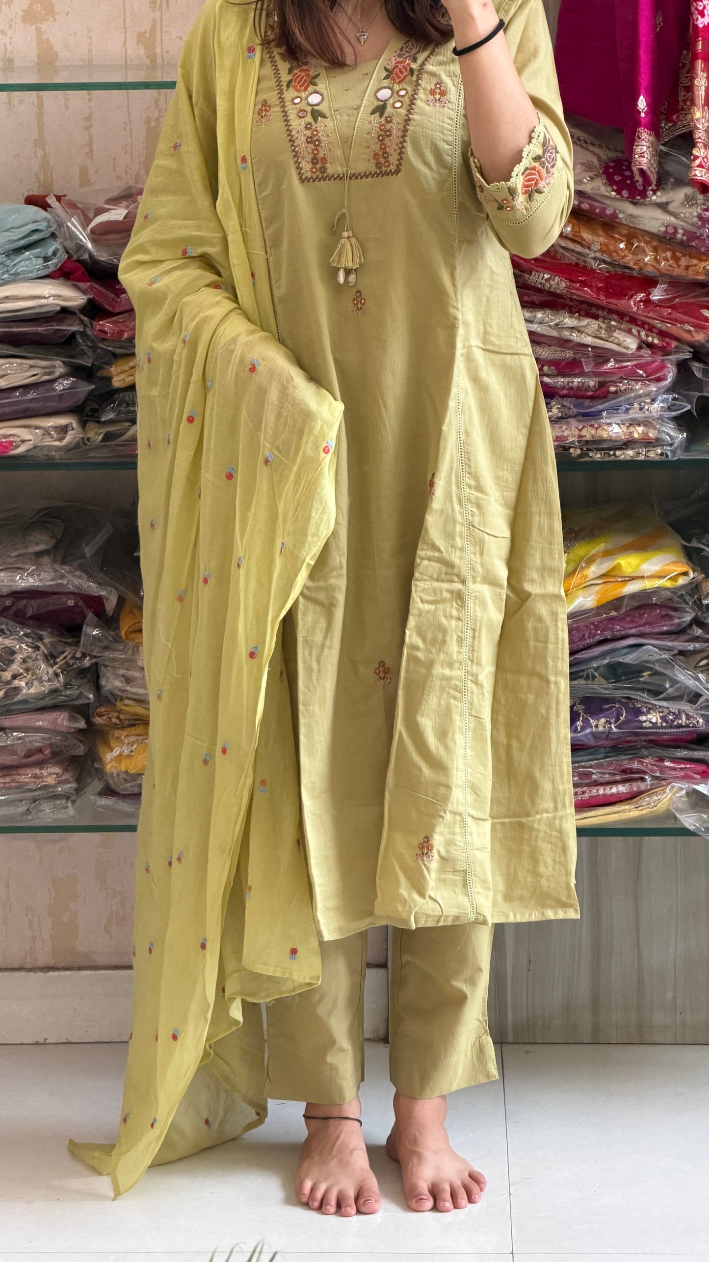 A cotton suit set that brings effortless elegance to your everyday wardrobe.